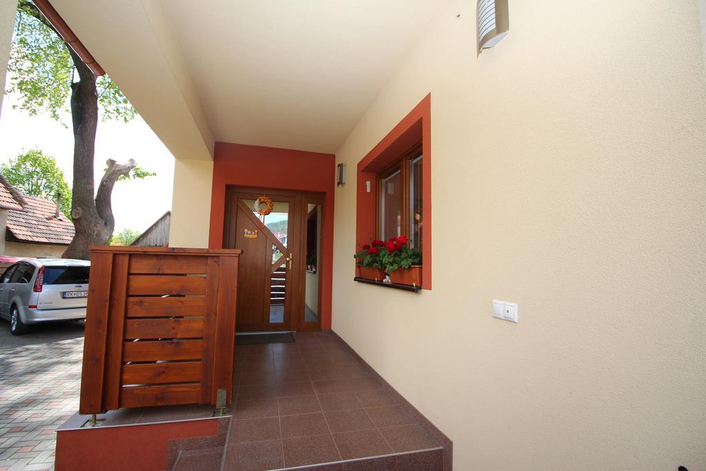 Villa Lienka Bešeňová Екстериор снимка