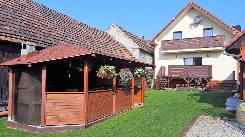 Villa Lienka Bešeňová Екстериор снимка
