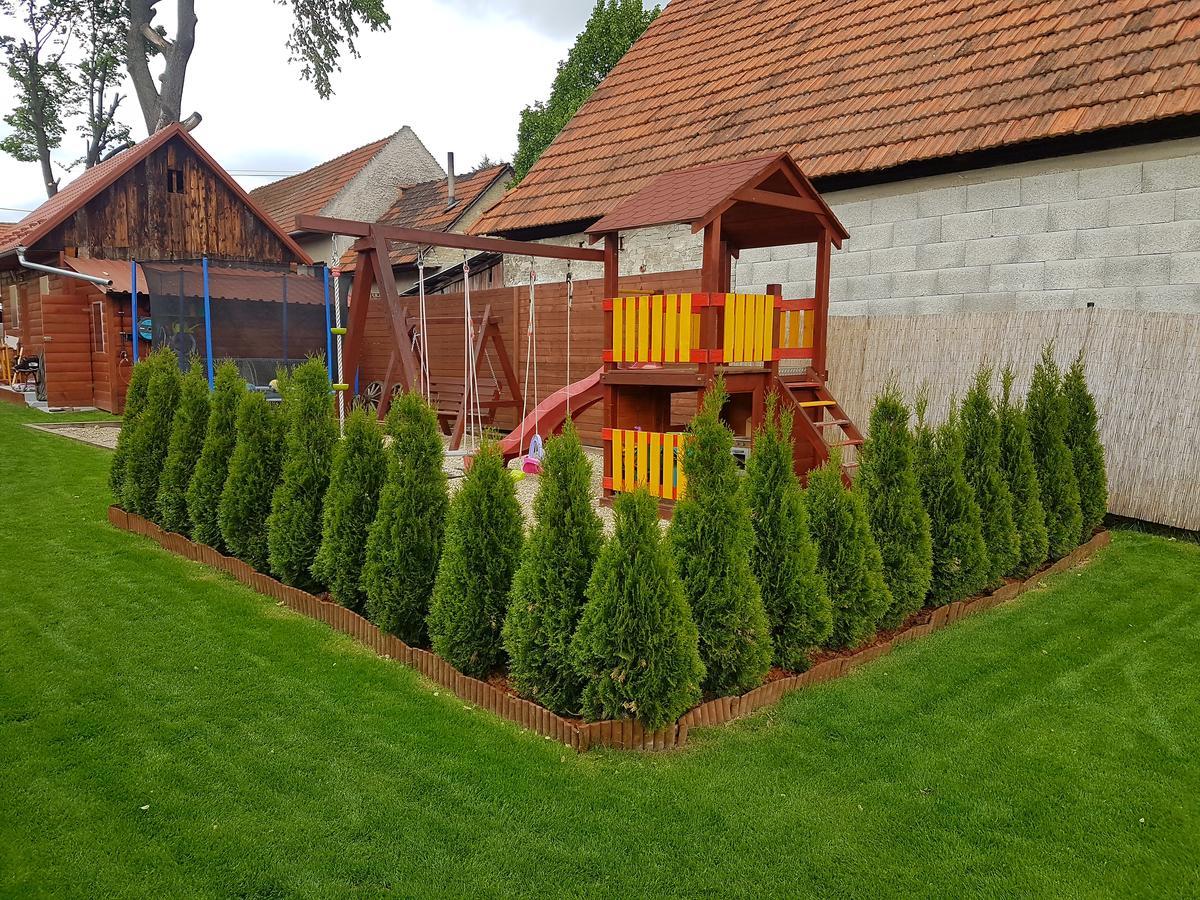 Villa Lienka Bešeňová Екстериор снимка